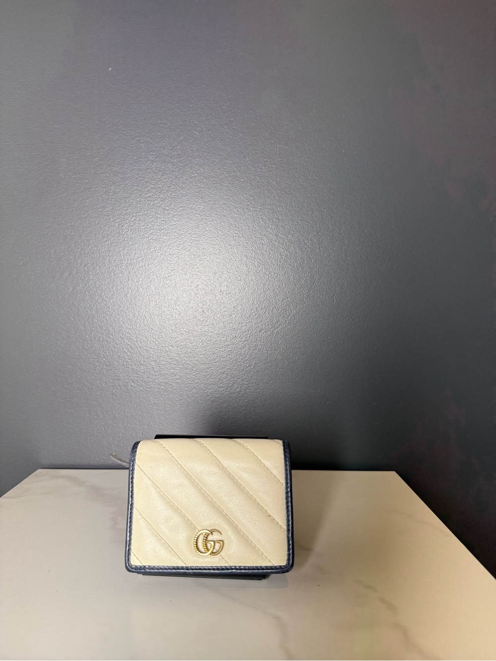 Gucci Cream Leather Quilted Mini Wallet with Navy Trim and Gold GG